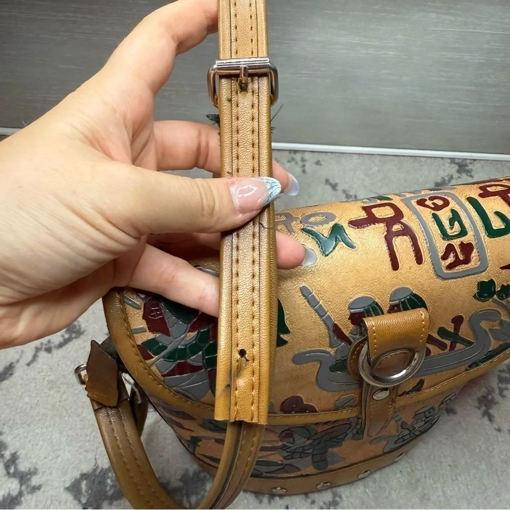 VTG PRINCESS Egyptian Hieroglyphics Tooled Leather Bucket Bag